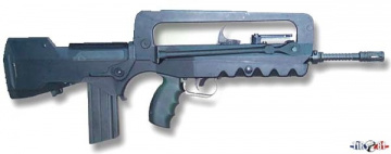 famas_12